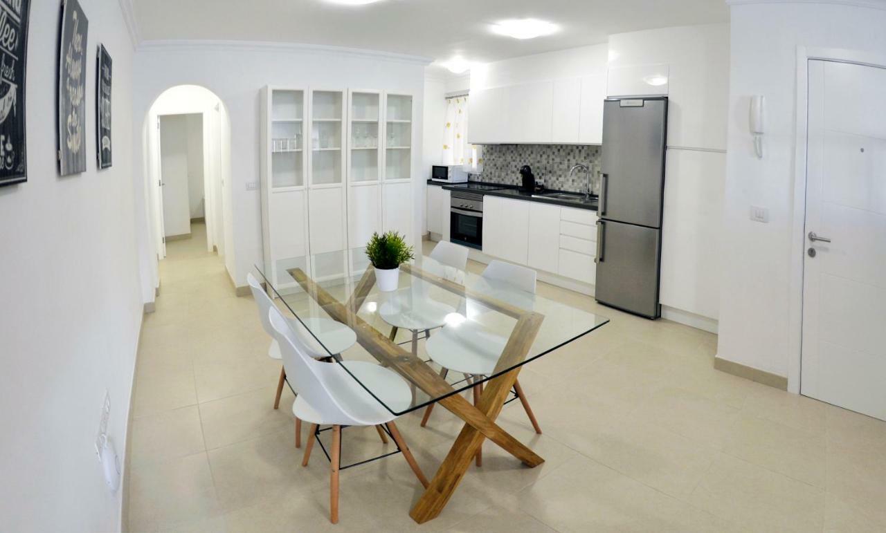 Iriarte Serenity With Free Parking ปูแอร์โตเดลาครูซ ภายนอก รูปภาพ