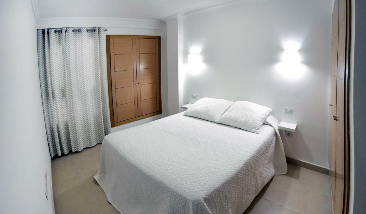 Iriarte Serenity With Free Parking ปูแอร์โตเดลาครูซ ภายนอก รูปภาพ